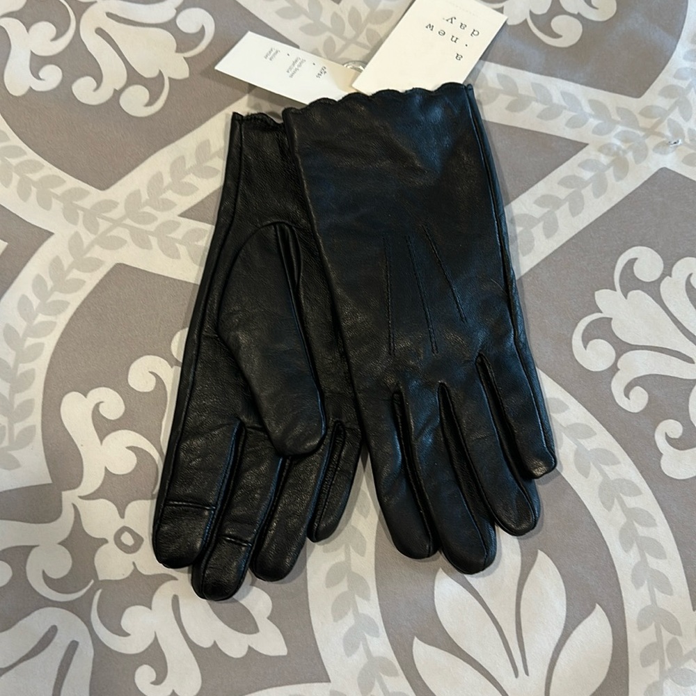 Leather Gloves